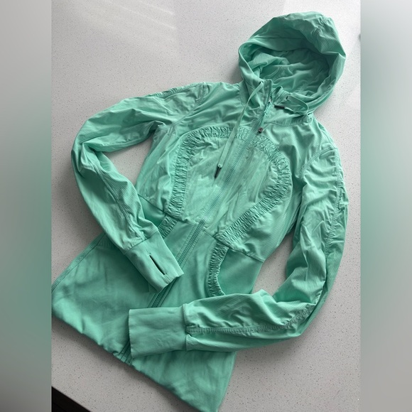 lululemon athletica Jackets & Blazers - Lululemon Women's Studio Hooded Jacket